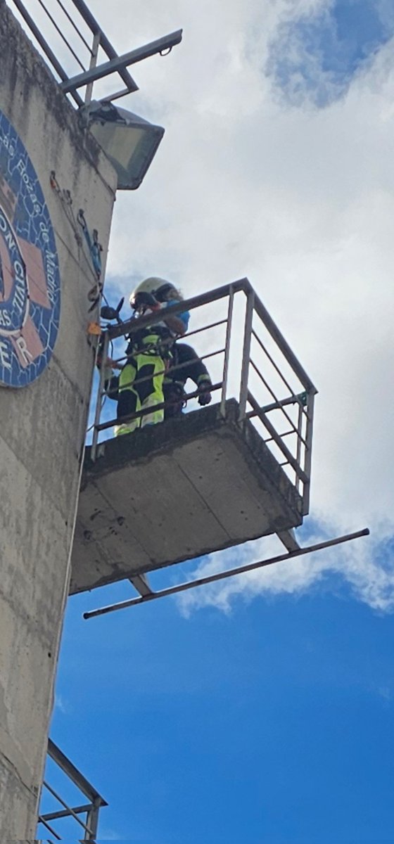 Aprendiendo de los mejores, para estar siempre lista ...donde la pasión, esfuerzo y la vocación se encuentran: Emergencias y Catástrofes (Octubre 2025, #Madrid) 
#formacion #catastrofes #rescate #pasionporemergencias #doctor