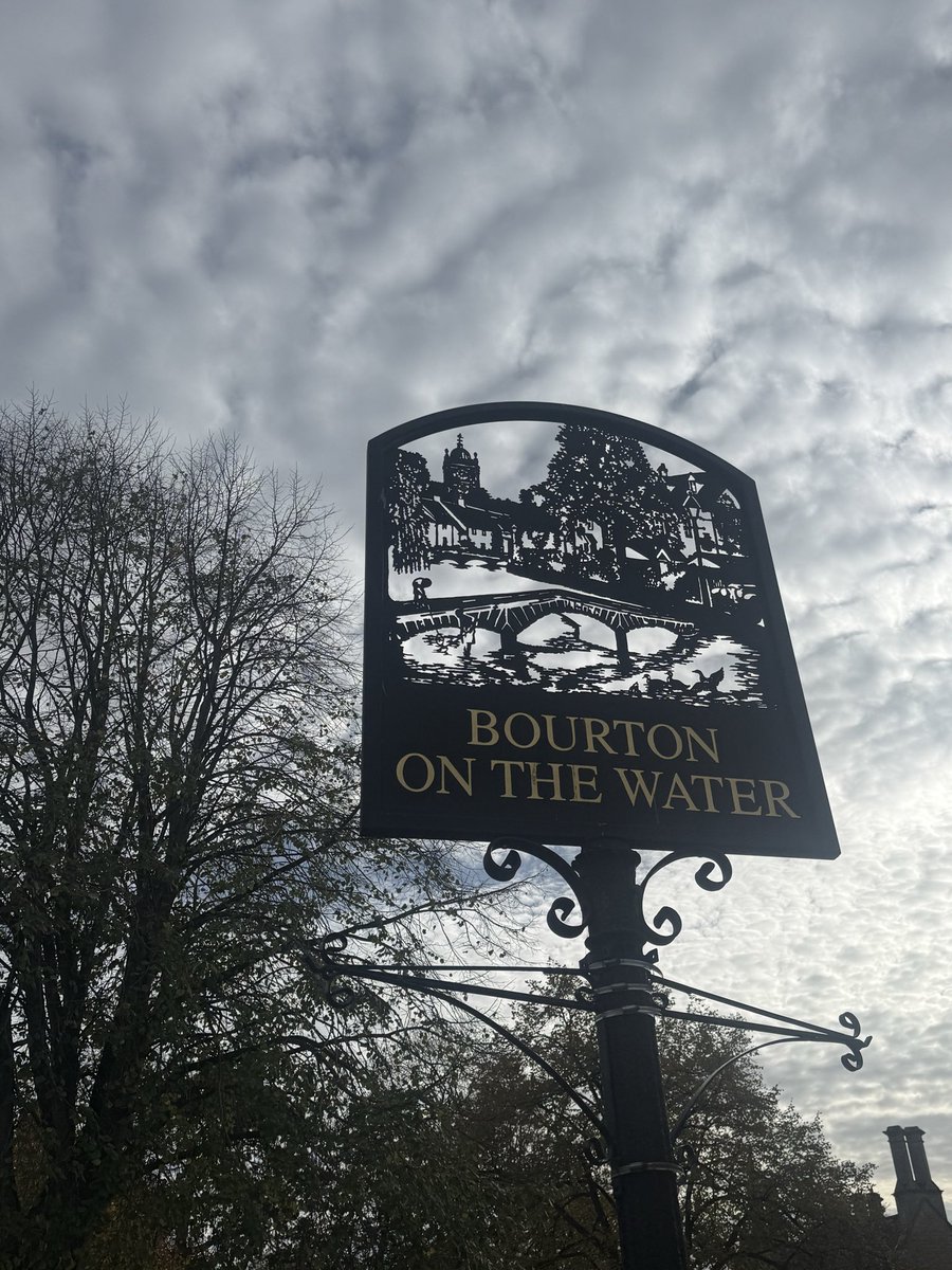 StephenFisher_'s tweet image. Fully invested in The Cotswold pub scene!!! 📍🍻