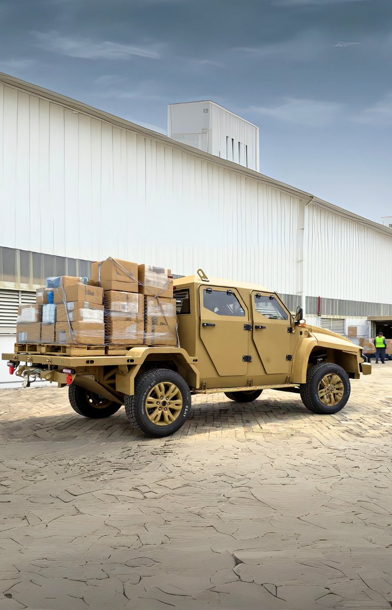 idrwalerts's tweet image. Pravaig&apos;s all-terrain stealth vehicle &quot;Veer&quot;  

Tested in military conditions, designed for stealth, and built with full domestic control, the Pravaig Veer is the world&apos;s first operational electric all-terrain Vehicle that has been tested by Indian Army.