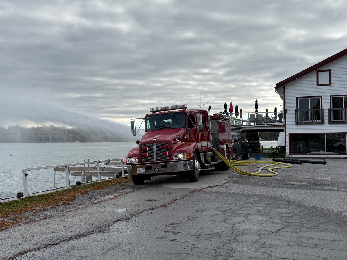 NOTLfiredept's tweet image. 🚒 Annual pump testing is underway!
This ensures all fire apparatus operate safely and efficiently — keeping us ready when it matters most. 💦🔥

#PumpTesting #NOTLFire #FireSafety