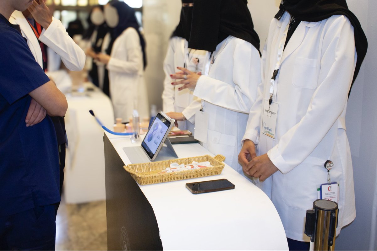 RC Students Club 📚 tweet media