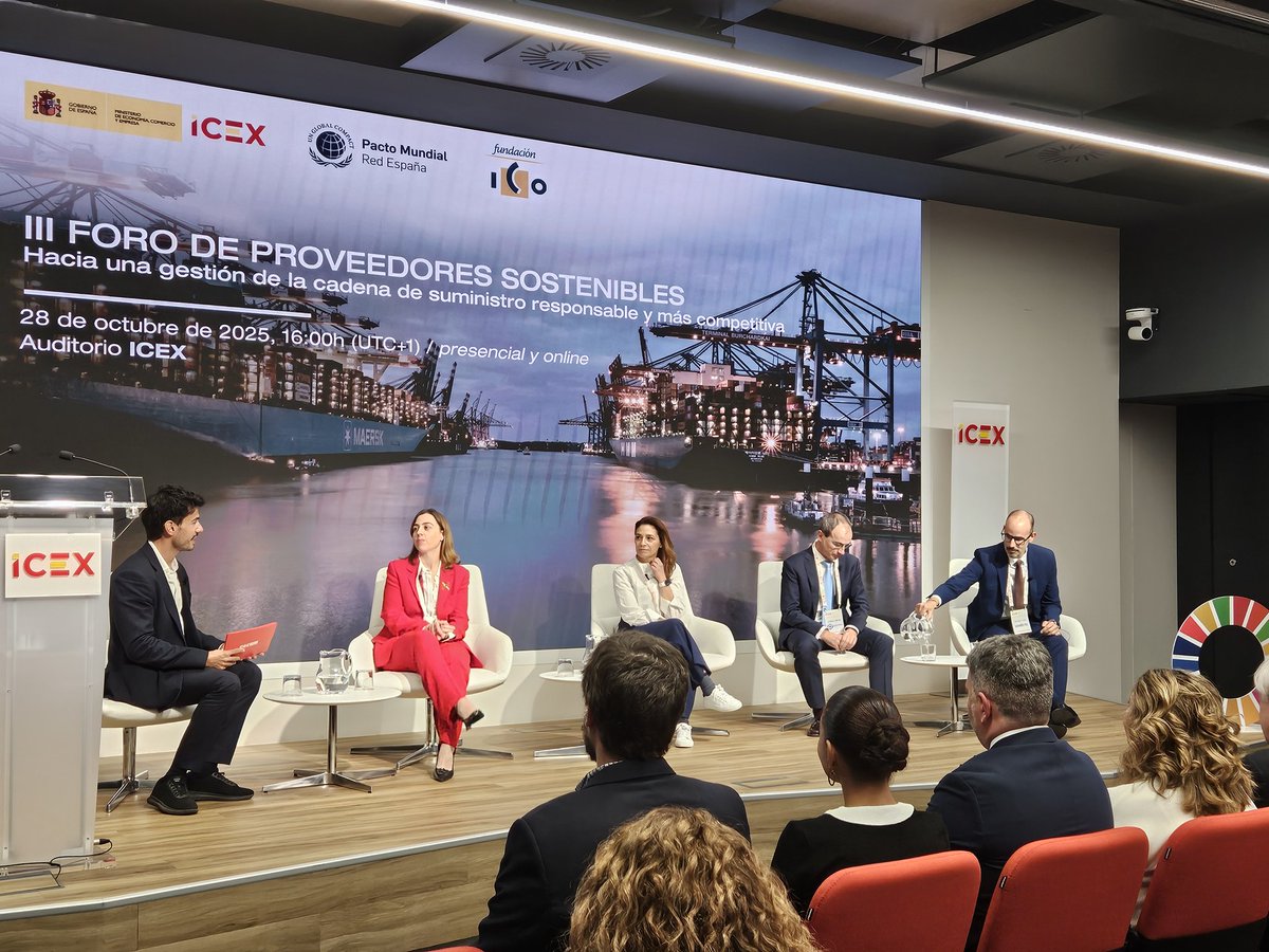 <a href="/ICEX_/">ICEX</a> <a href="/FundacionICO/">Fundación ICO</a> <a href="/IEuniversity/">IE University</a> <a href="/AERCE/">AERCE</a> David Muñoz, jefe del departamento de Sostenibilidad en <a href="/ICEX_/">ICEX</a> modera el panel “Best in class: aplicar una estrategia de compras eficaz. El caso de Indra.” #SustainableSuppliers