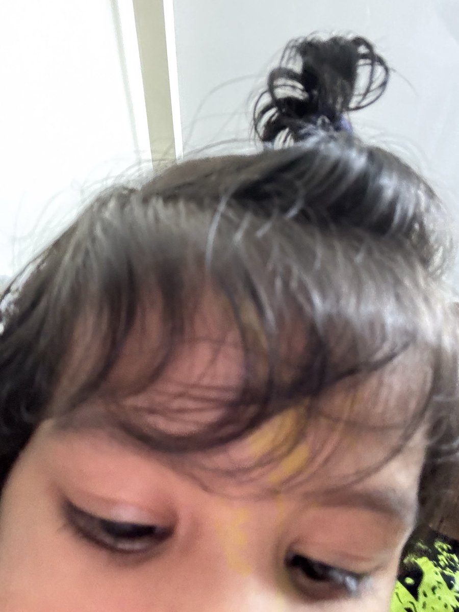 ca_whotravels's tweet image. someone tried to intrude into your phone.

someone: