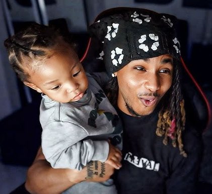 omarr2k's tweet image. Are we going to talk about how an innocent black man just single-handedly defeated Roc Nation?

DDG just had the greatest win since LeBron James vs The Warriors in 2016 😂🏆