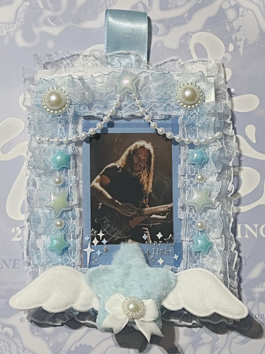 peppygoth's tweet image. yet another photocard i made for bby ray toro 🩵🪽i think i’m getting the hang of making lacy and frilly photocards / toploaders! 👼🏻
