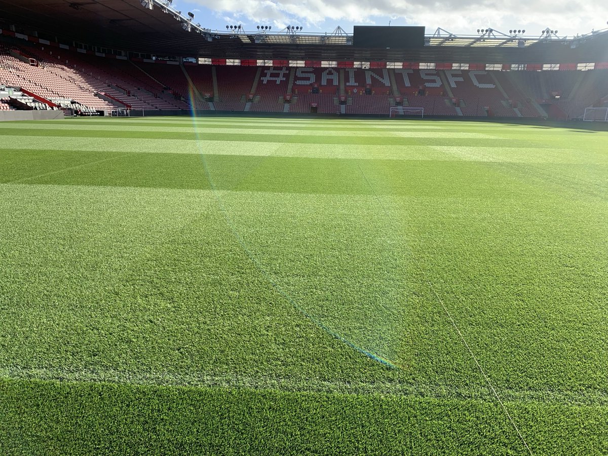 Amazing temperatures for the time of year have helped put us in a strong position ahead of 3 games in 5 days, starting tomorrow with Saints u21s V Real Madrid u21s. Let’s hope the pitch and ground staff survive the next 5 days. ⁦<a href="/dogpockets/">Danny Silvestri</a>⁩ ⁦<a href="/GJMills2000/">Graeme Mills</a>⁩ #SaintsFC