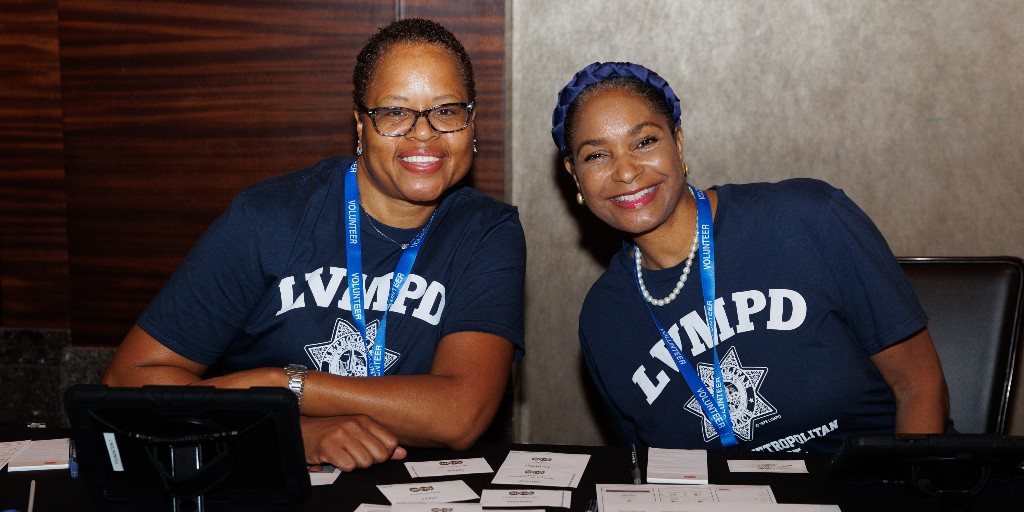 We’re always looking for helping hands to make our community events a success! Volunteers are the heartbeat of the LVMPD Foundation’s mission. If you’re passionate about supporting the men and women of LVMPD, we’d love to have you join us. Sign up: lvmpdfoundation.org/volunteer-oppo…