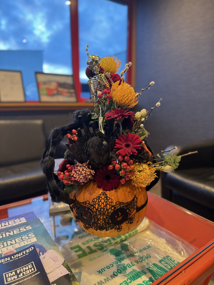 🎃 A big thanks to Love Florist Aberdeen for delivering our Halloween flower pumpkins to our office…looking fantastic as always! 👻 

If you need some flowers for halloween or any other occasion, give them a call on 01224 580112 📞

#eiswasteservicesltd #halloweenflowers