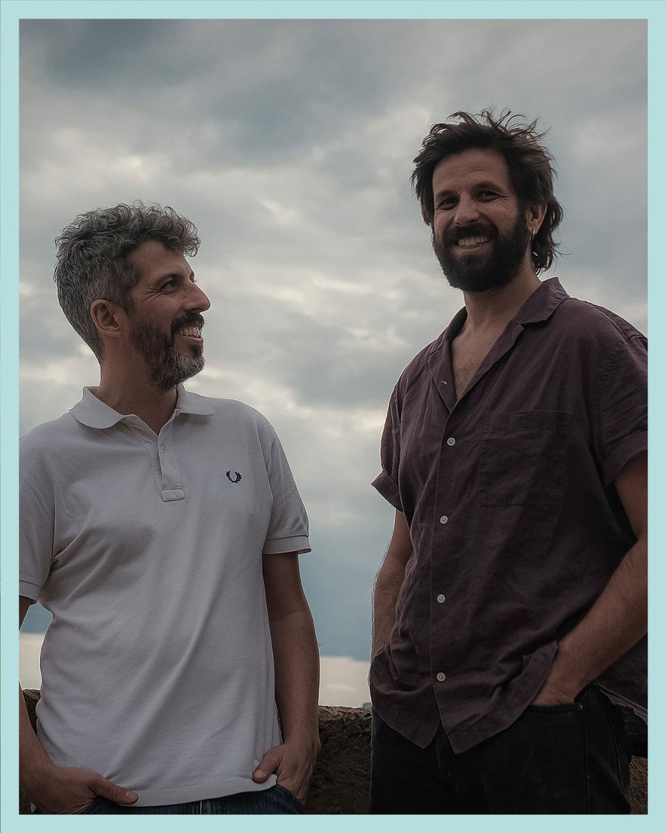 Aquest dijous (20h) estrenam DE LA CIUTAT EIXUTA, el text que Joan Fullana i <a href="/joantomas_mg/">Joan Tomàs Martínez Grimalt</a> han escrit durant la seva residència a l'<a href="/EspaiElTub/">Espai El Tub</a> dins el programa del <a href="/teatreprincipal/">Teatre Principal de Palma</a>. 
🎟️ENTRADES: linktr.ee/proddeferro