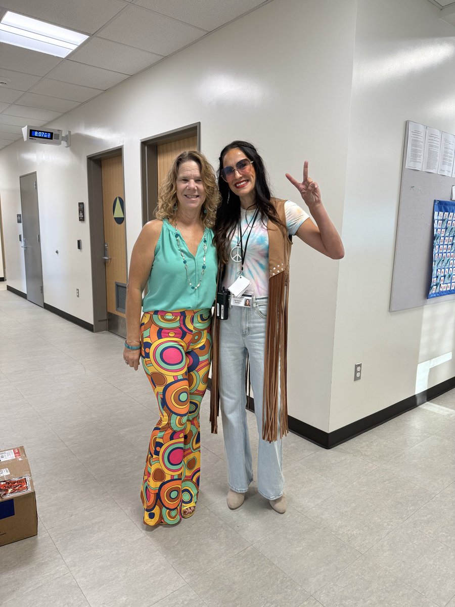 UTK-8 John Muir Language Academy tweet media