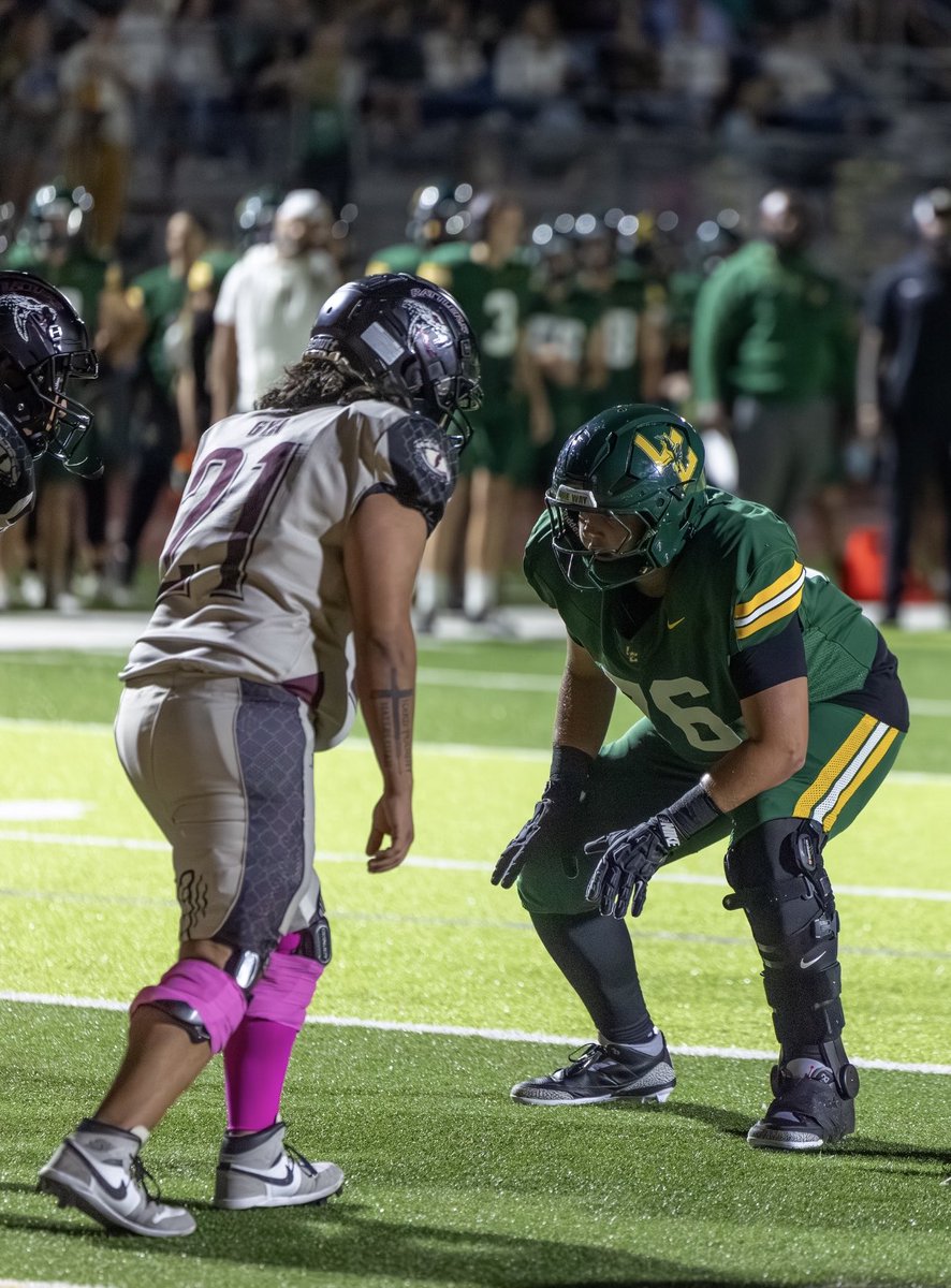 Scenes from game #8 <a href="/LCAFriscoFB/">Legacy Christian Academy Football</a> trenches. #Uncommon🦅
📸 by <a href="/RickBaze73/">Rick Baze</a>
