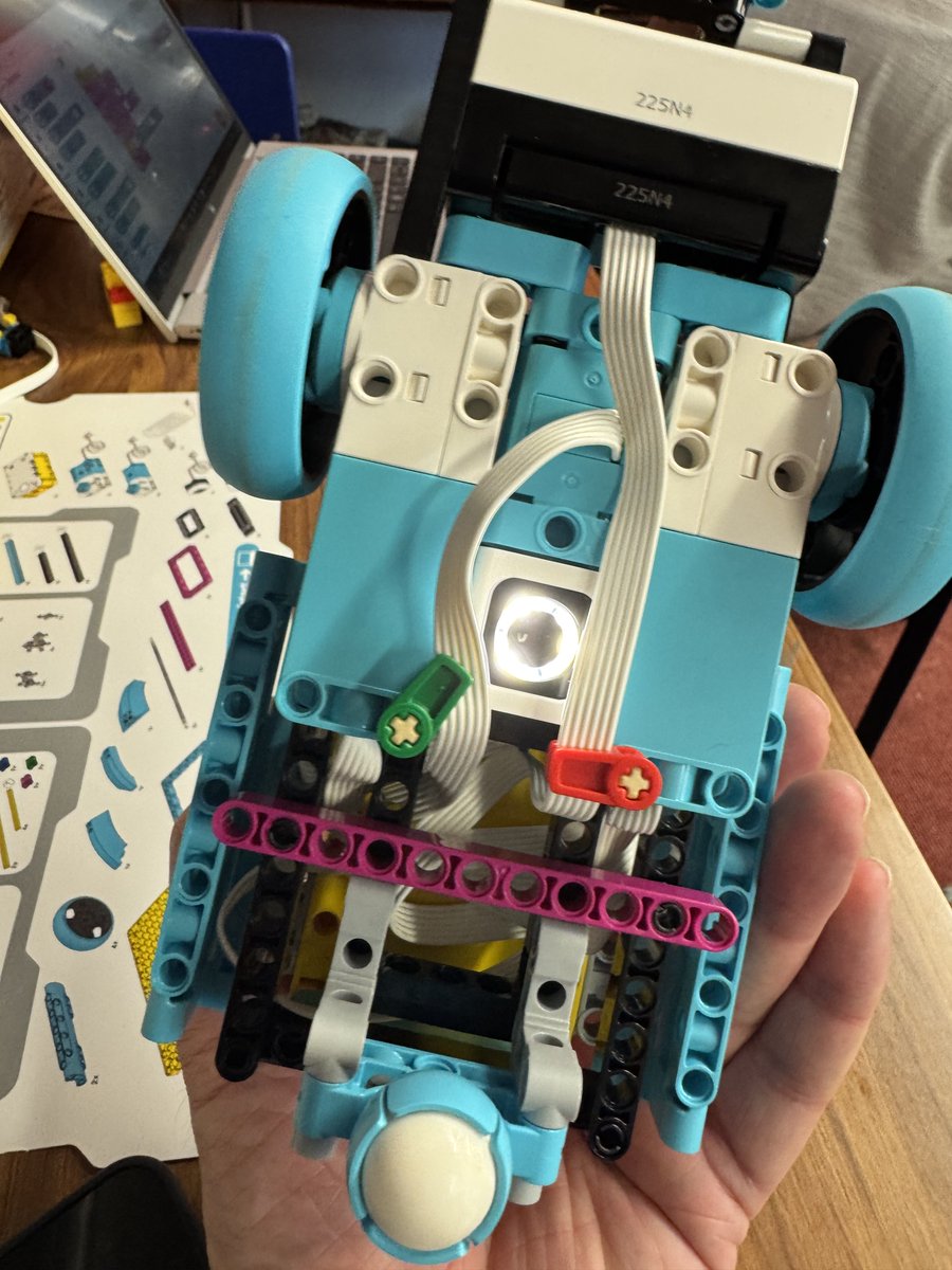 raisingrobots's tweet image. Perfectly positioned cables... the power of the cable tie! 🤖
Great @LEGO_Education SPIKE Prime builds at #Dingwall teacher training event today! 👏 🏴
#CodingSuccess 
#CPLP #STEMLearning #coding #engineering #robotics
@rafyouthengage @UHISTEM
@HighlandCouncil