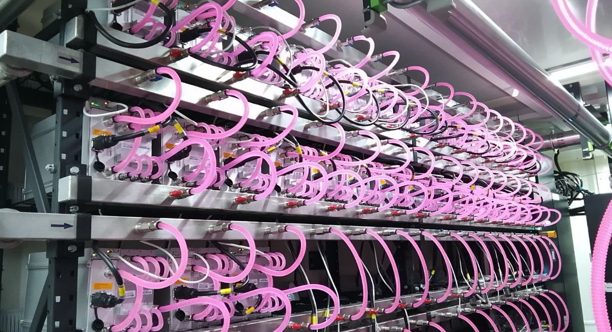 ⛏️ State-of-the-art mining technology in this picture.

The whole system runs remarkably quietly, the cooler with its beautiful pink fluid works perfectly, and the ASICs are mining a serious amount of Bitcoin.

BUT

This is not just a cool revenue-sharing setup — this project