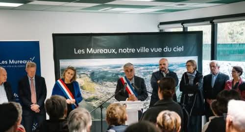 [#inauguration #lesmureaux]
Inauguration officielle du nouveau espace de quartier Simone-Veil aux Mureaux
<a href="/Les_Mureaux/">Ville des Mureaux</a> #infolesmureaux #SimoneVeil 
les-nouvelles-des-mureaux.com/spip.php?artic…