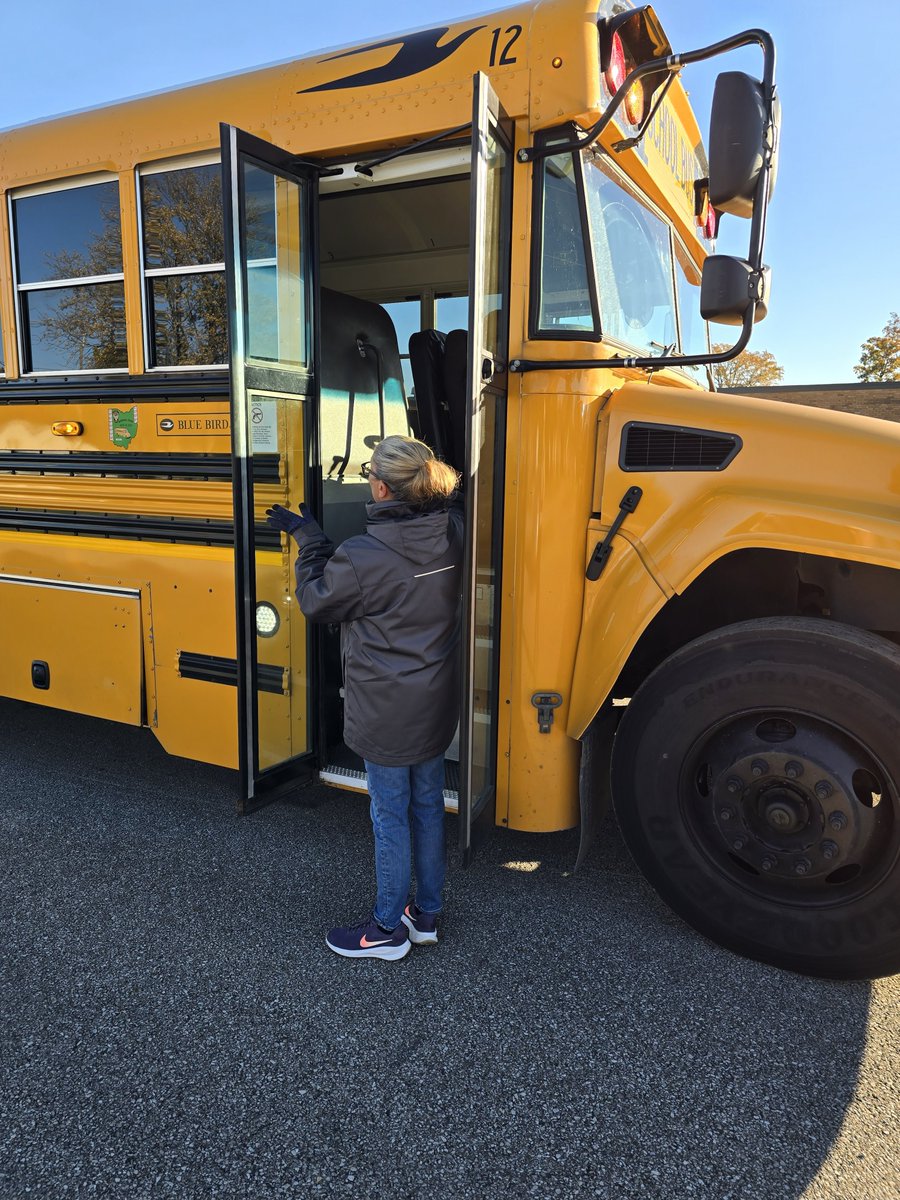 Stopped in to check out bus driver training this morning -- Transportation Supervisor Amber Stolar doing great work with trainees!