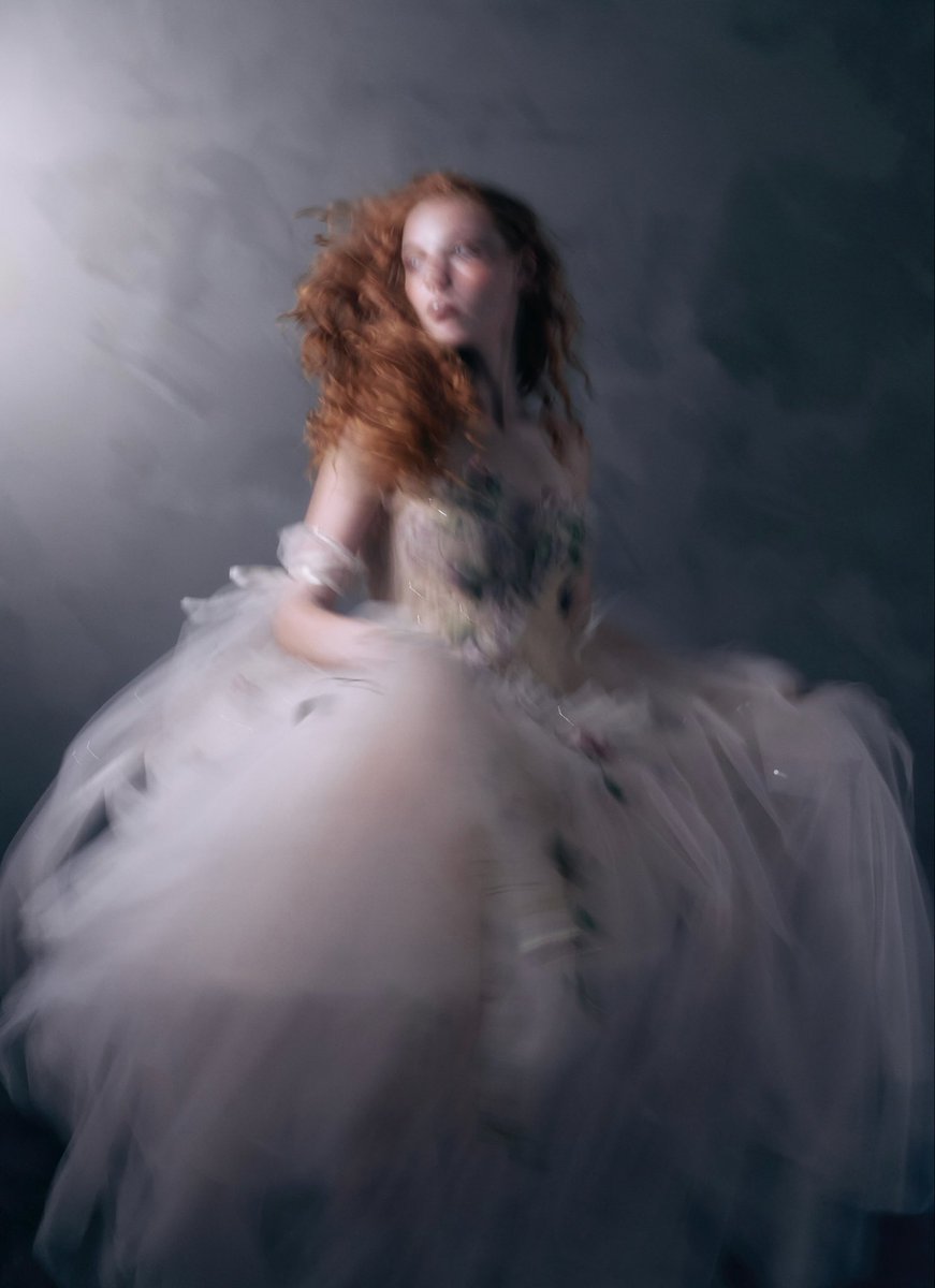 emackelder's tweet image. Fleur du Fantôme