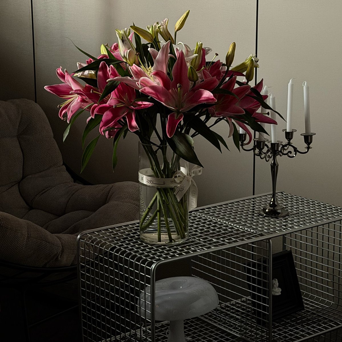 1qww's tweet image. Lilies