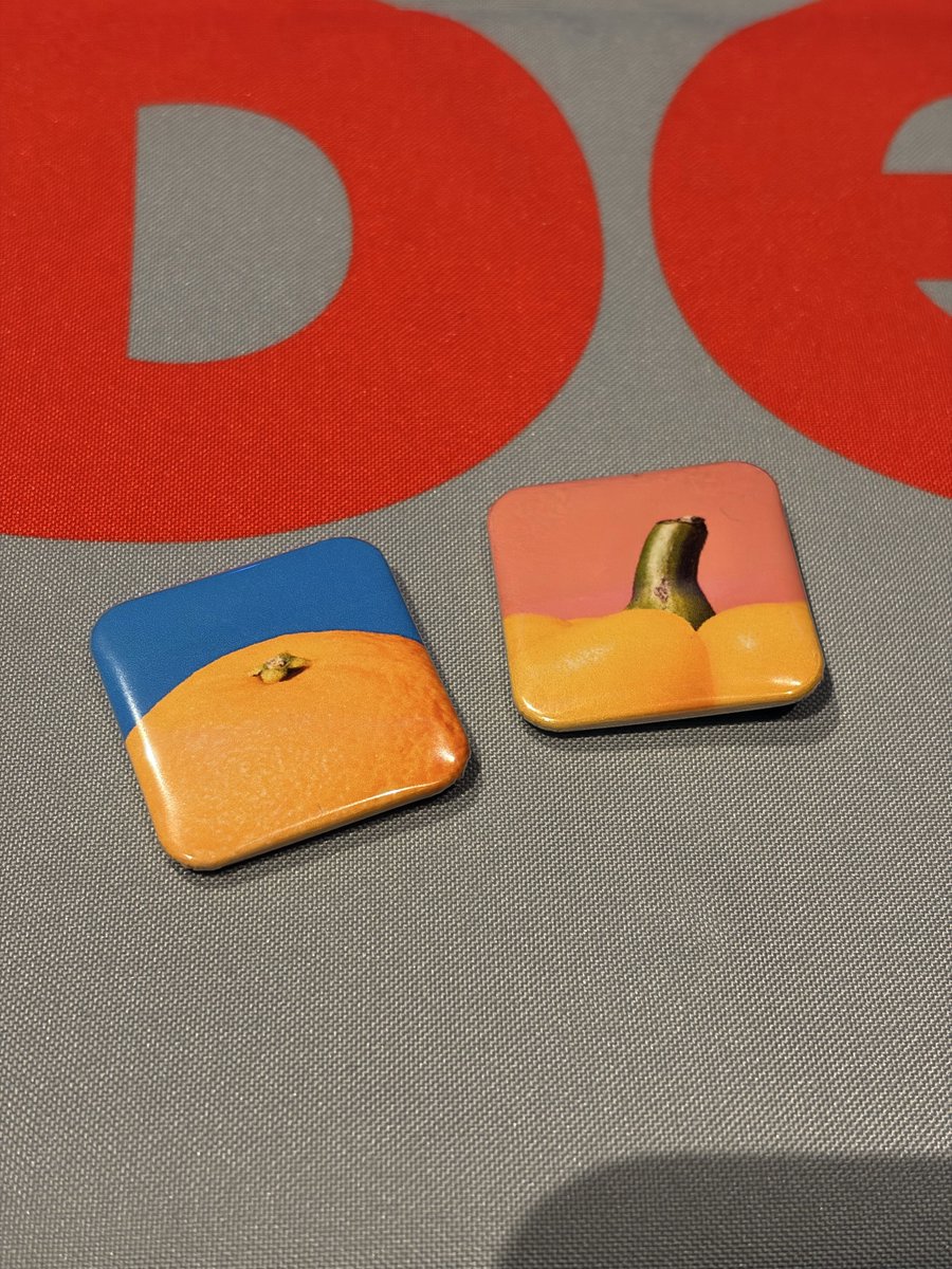 ryuto_kurokawa's tweet image. 僕の写真が缶バッチになった！
かわいい！Adobeのイベント楽しすぎるな！
#AdobeMAX