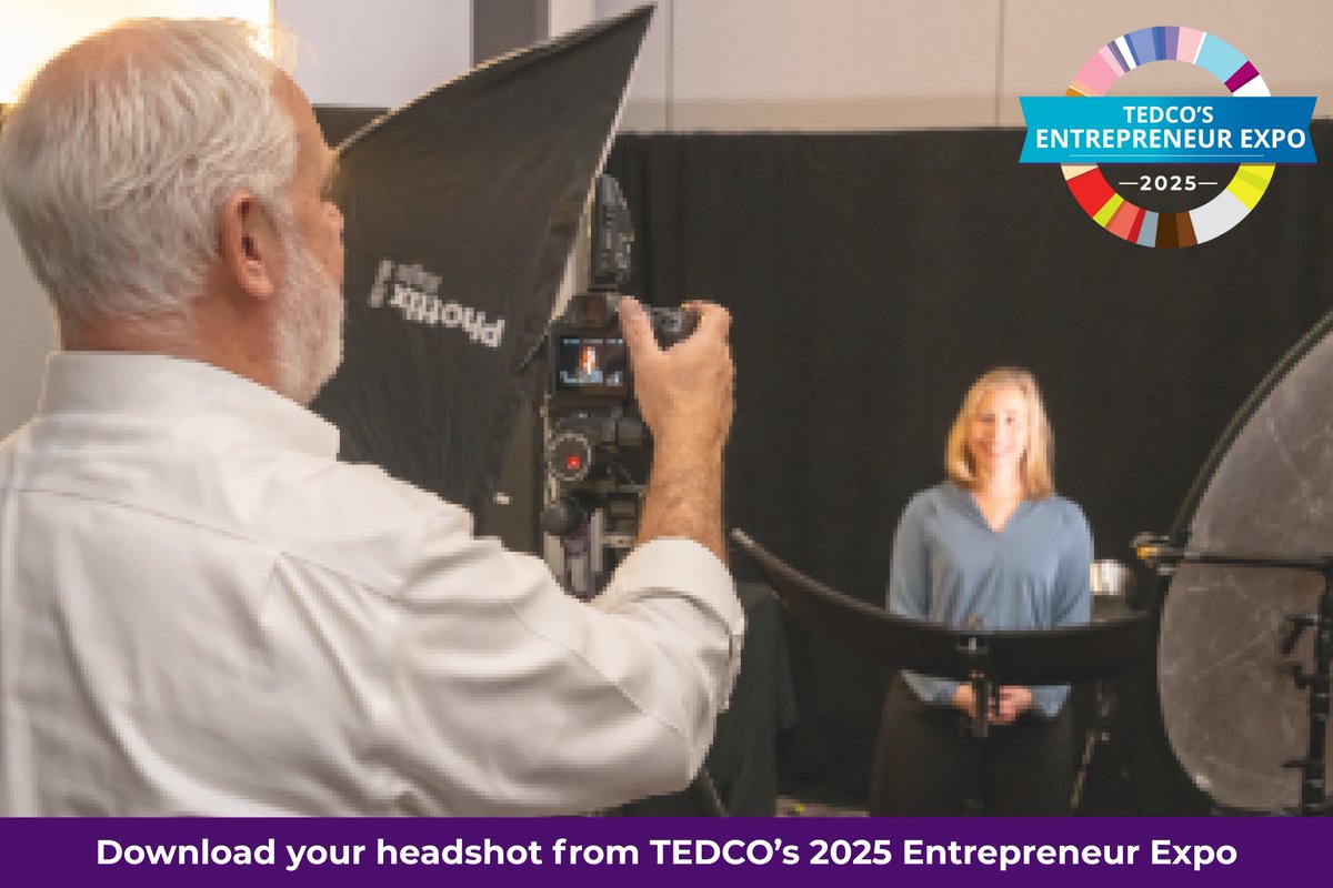 Access your headshot from #TEDCOExpo at - sideaphotography.smugmug.com/Event-Gallerie…