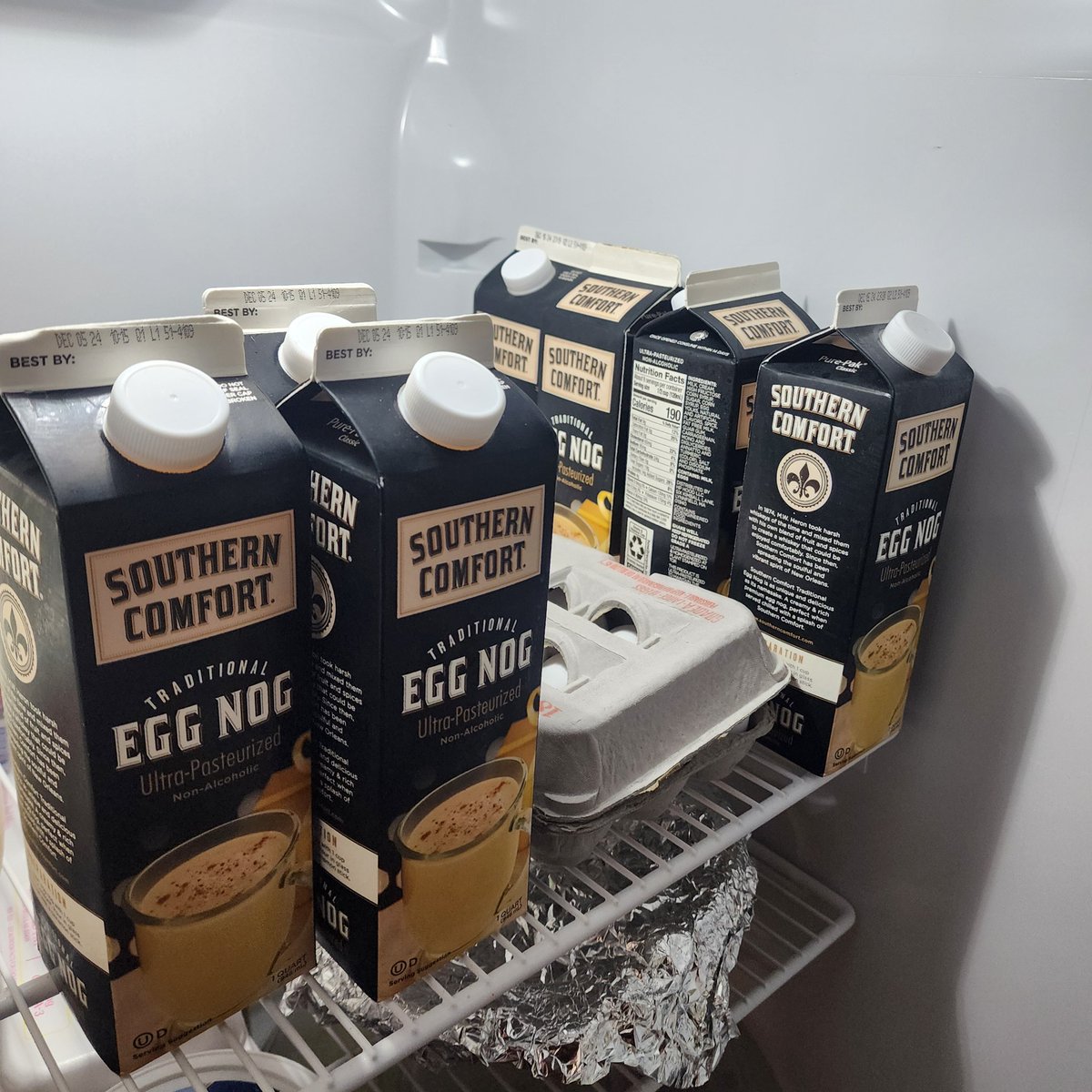 DaRealChrispy's tweet image. GLORY TO THE NOG #teamnog