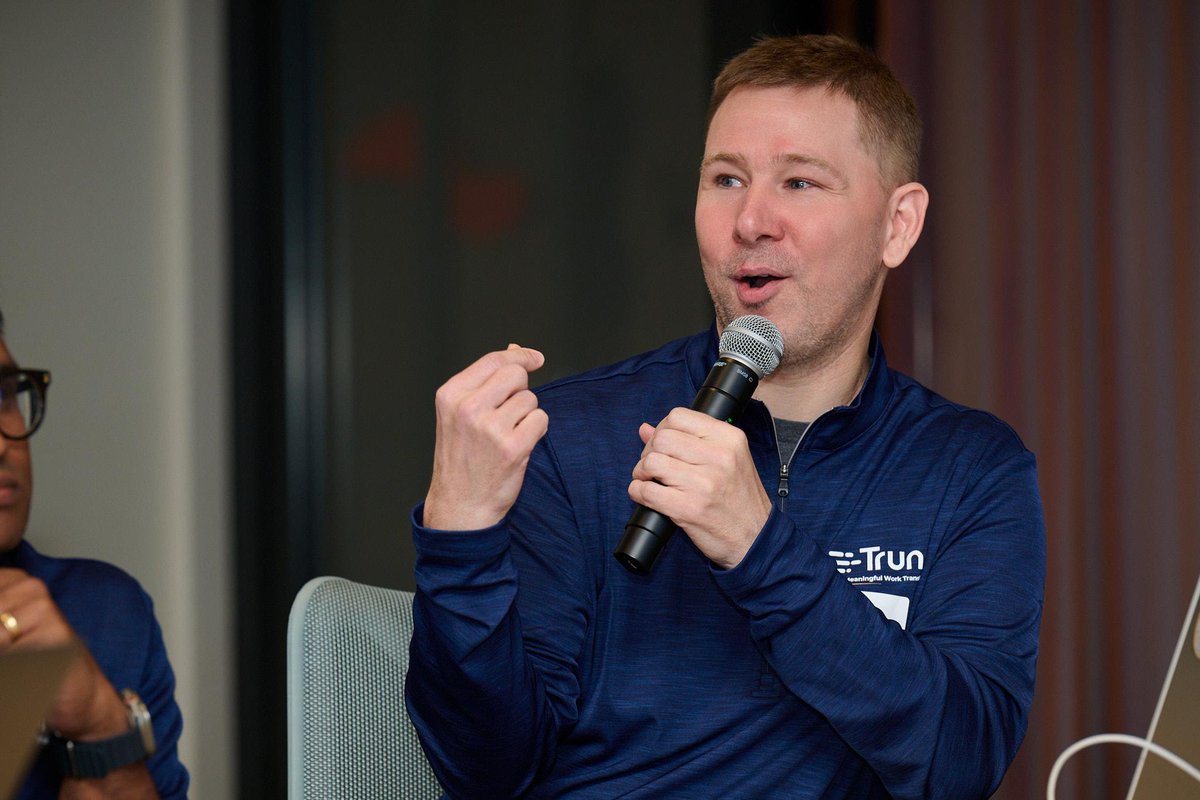 AUGNYC's tweet image. Spotlight on our awesome speakers — Aaron, Manohar, Philip &amp;amp; Nelson for demos and discussion across Jira, JSM &amp;amp; Confluence! Huge thanks to @Adaptavist, @Trundl_inc &amp;amp; @RefinedSoftware for sponsoring #Apptoberfest 🎃💙
#AtlassianCommunity