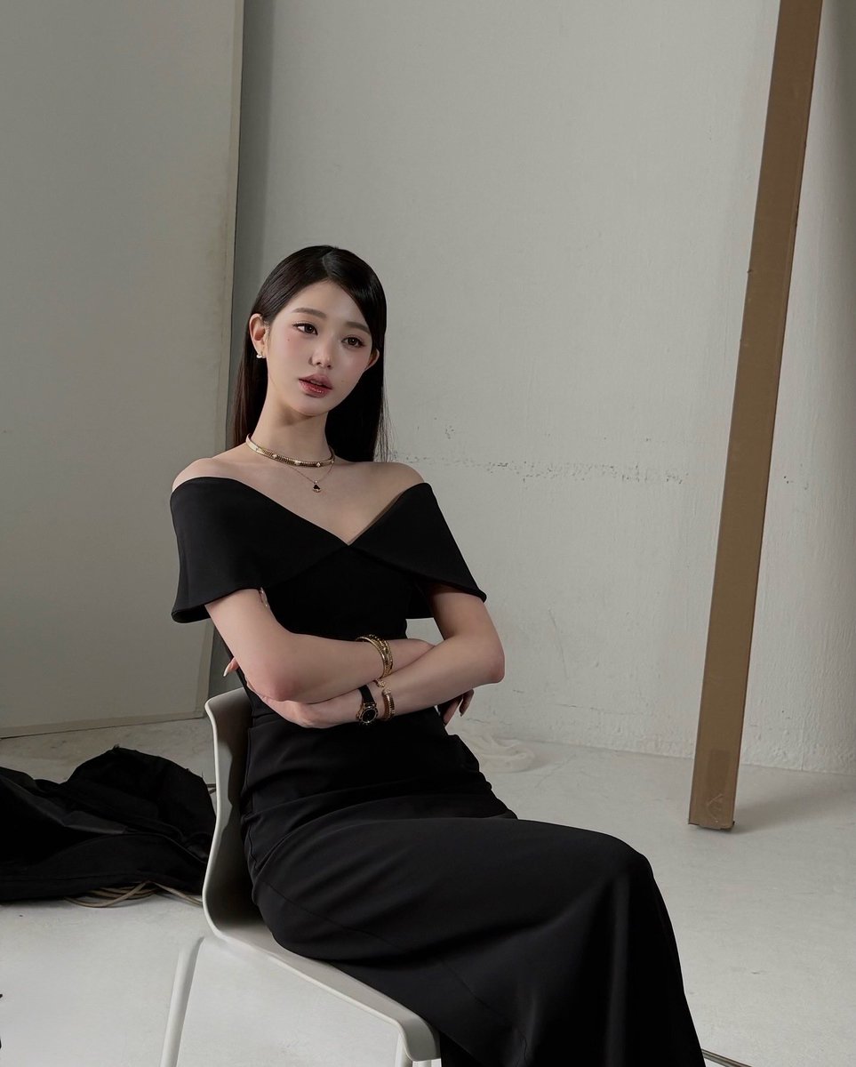 ivepics_'s tweet image. Wonyoung Instagram update