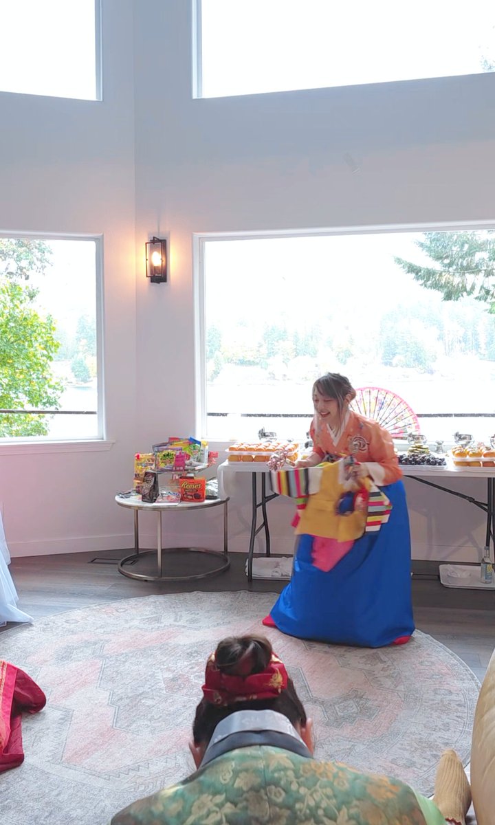 Mudang Mi tweet media