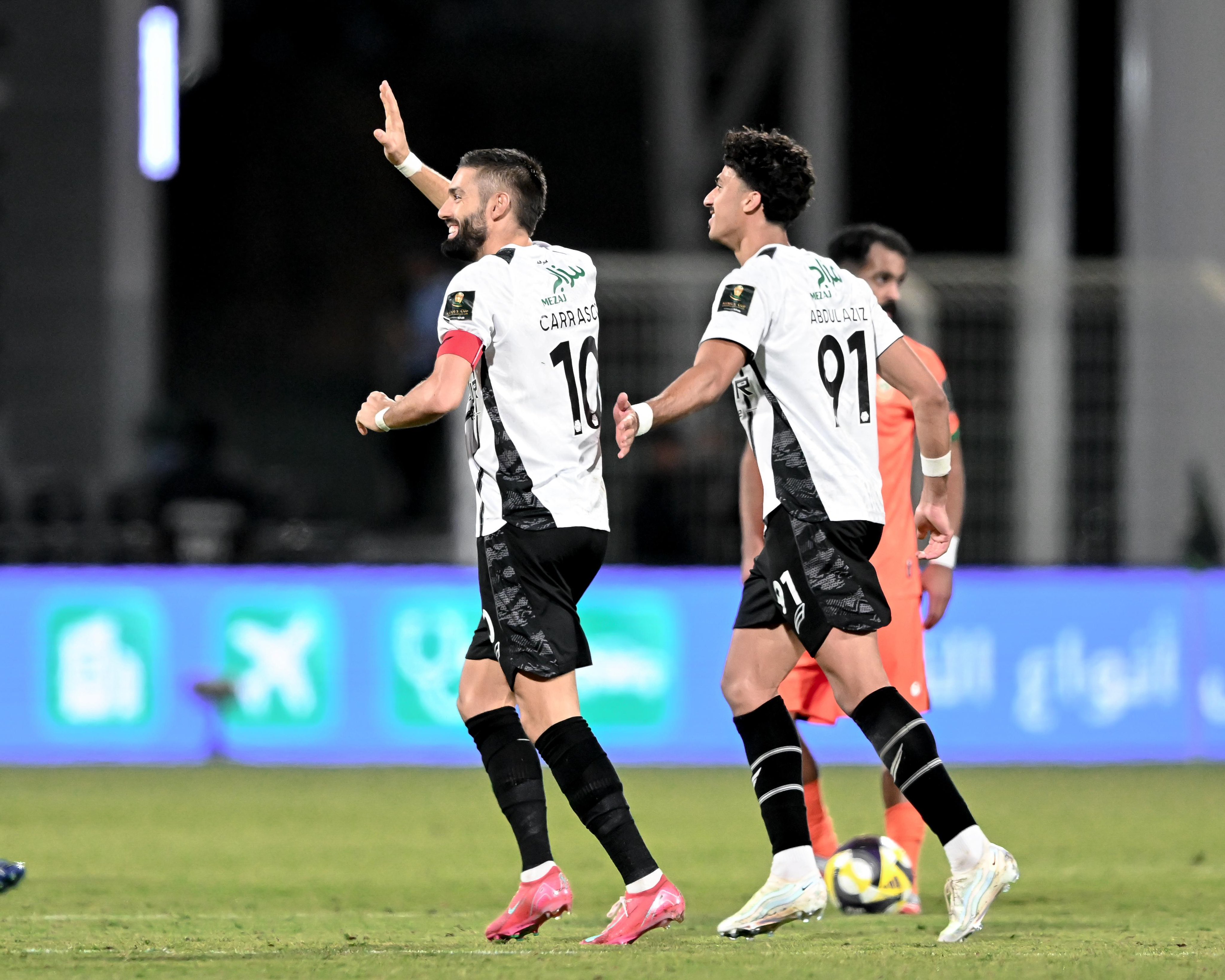 لاعبو الشباب. (إكس)