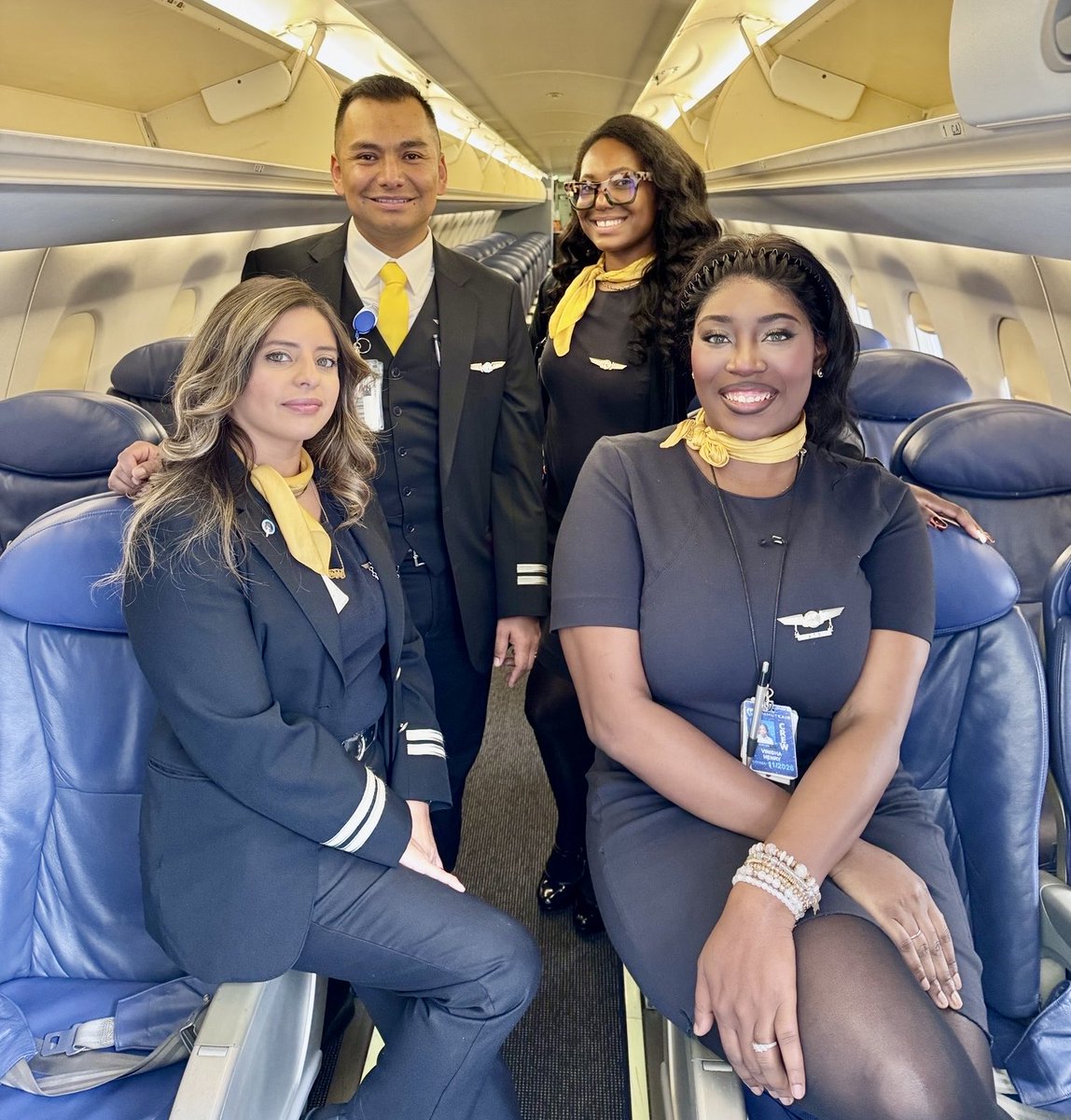 CommuteAir tweet media