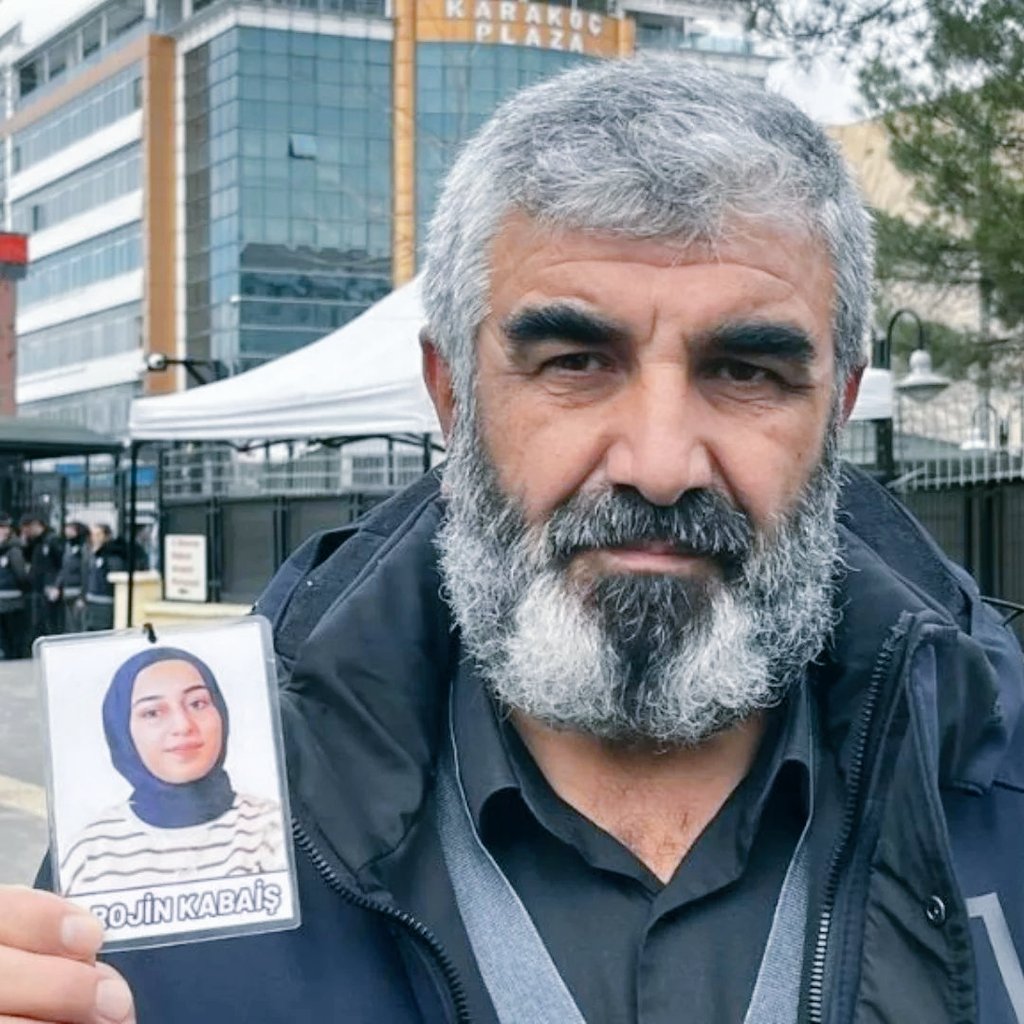 BU BABA 397 gündür 
SADECE ADALET İSTİYOR.!

ADALET ADALET ADALET.!!

#RojinKabaişİçinAdalet