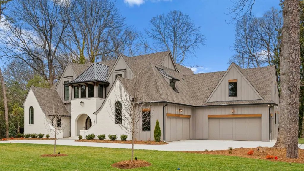 builderonline's tweet photo. 📈 In today’s market, smart spending matters. Luxury buyers now value efficiency, quality, function, and ROI over flashy extras. 🏘️💡
Get the scoop 👉 https://t.co/vGEZY44E49
#SustainableDesign, #HomeInvesting, #RealEstateInsights, #ZondaMediaIntel, #Sponsored, #MiraTEC https://t.co/sKlKObSdJA