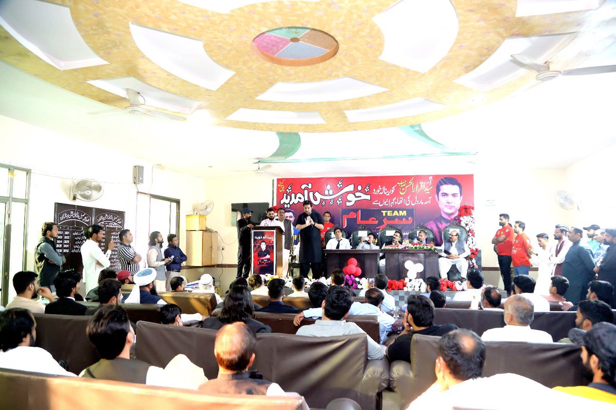 iqrarulhassan's tweet photo. رینالہ خورد میں ٹیم سرعام کے عہدیداران سے ملاقات: لیڈروں کی گاڑیوں کے پیچھے بھاگنے، اُن کے پوسٹر چپکانے اور اُن کی کرسی کے لیے دوسروں کو گالیاں دینے والے ذہنی غلاموں کو یہ بات سمجھانا کہ وہ خود بھی لیڈر بن سکتے ہیں، ایک مشکل کام ہے، لیکن ہم یہ کام کر کے دکھائیں گے۔ https://t.co/dmytRtkDBH