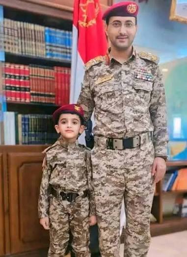 إذا نطقَ صدقَتْهُ السماءُ، وإذا وعدَ جعلَ للحبِّ والوطنِ جناحين
#يحيي_السريع
#المتحدث_العسكرى