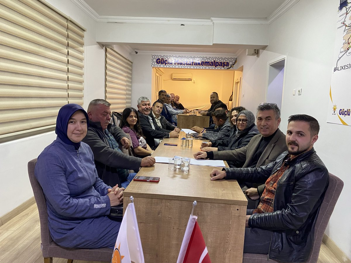 📌 İlçe Başkanımız Sn. Mutlu Turgut Başkanlığında, İlçe Koordinatörlerimiz Sn. Ebubekir Durgun İlçe Yöneticilerimiz ile birlikte haftalık olağan yönetim kurulu toplantımızı gerçekleştirdik.

Aldığımız kararlar Mustafakemalpaşa’mıza hayırlı olsun.

<a href="/MutluTurgutt/">Mutlu Turgut</a>