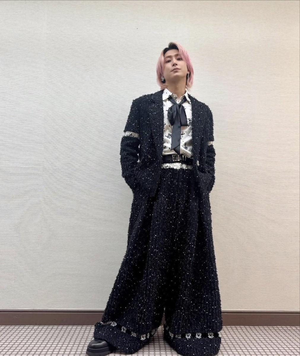 Man佐久間大介着用 willy chavarria ナイロンジャケット 佐久間大介 🩷 ラヴィット！ 佐久間大介 X 250520