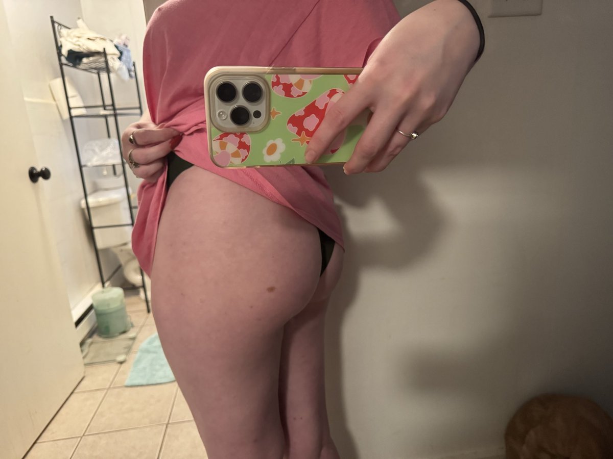 flashyfun69's tweet photo. my of is 45% offffff 

#onlyfans #onlyfansbabe #onlyfanscreator #sexy #hot #hotwoman #booty #butt https://t.co/njZihk599O