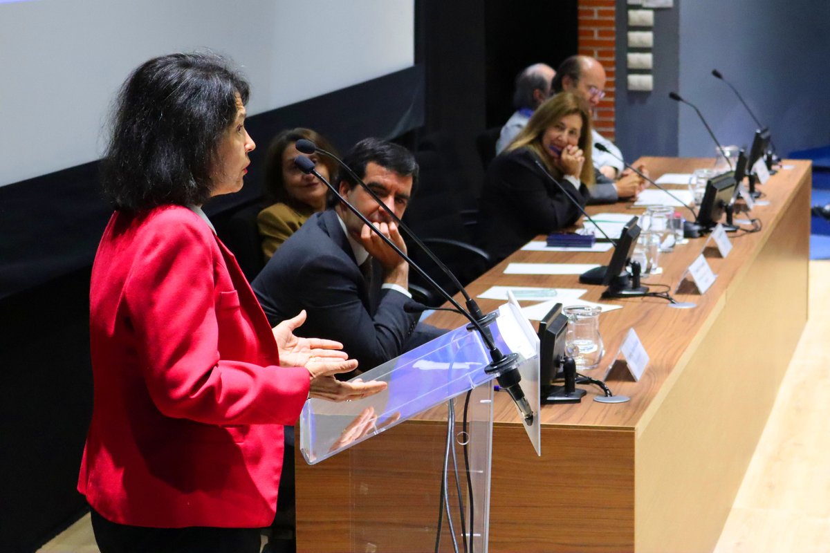 La #UAM ha celebrado hoy en la <a href="/UAM_EPS/">UAM EPS</a> el Acto de recepción de catedráticos y catedráticas, y profesorado titular y contratado doctor del curso académico 2023-24, presidido por la rectora <a href="/_amayamendiko/">Amaya Mendikoetxea UAM</a>.

En esta edición han sido convocados para recibir sus diplomas y medallas