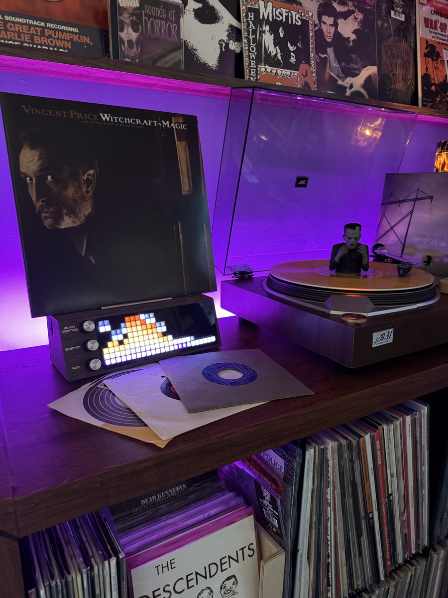 loganoverboard's tweet photo. Spooky vibes only https://t.co/97zaGZSIkN
