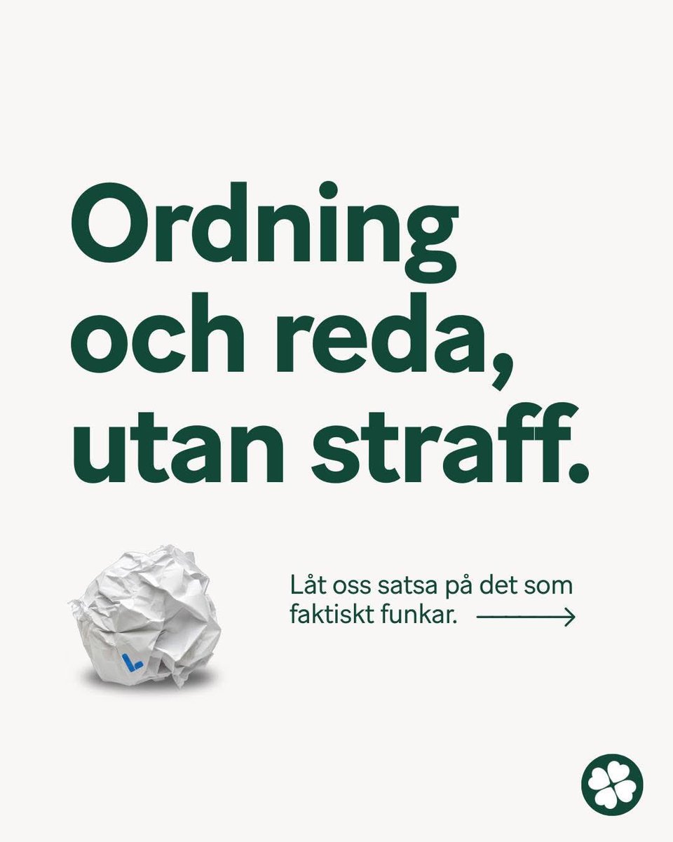 Liberalerna föreslår att elever bland annat ska plocka skräp för att få ordning och reda i klassrummen. Vi har andra förslag.

Take notes 📝