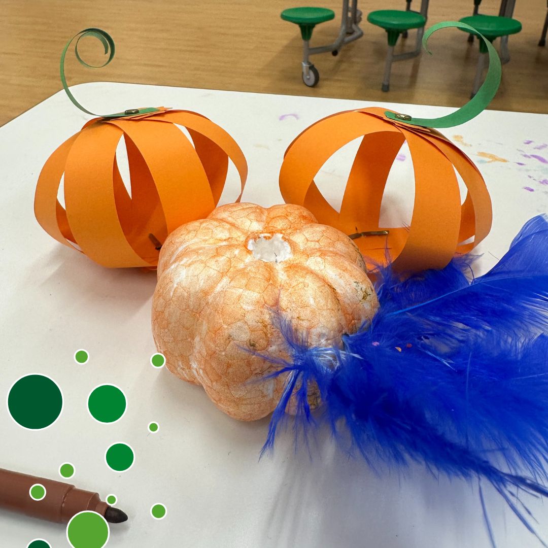 cheamparkfarm's tweet image. So much creativity at wrap-around care! 🎃 
Our children made some amazing paper pumpkins, fluffy creatures, and decorated mini pumpkins last week! 
Look at those happy faces and unique creations. ✨ 

#WrapAroundCare #AutumnCrafts #CreativePlay #ChildrensArt