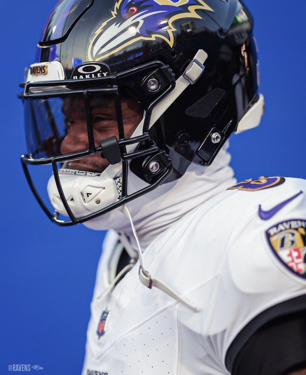 Bateman_Szn7's tweet photo. Marlon Humphrey has confirmed that Lamar Jackson is the player who made the organization remove the games from the locker room

Stop telling me my QB has quit on this team. Just because he doesn’t move or speak publicly the way YOU want

Leader by actions not words🎱 https://t.co/7sxep4VHhg