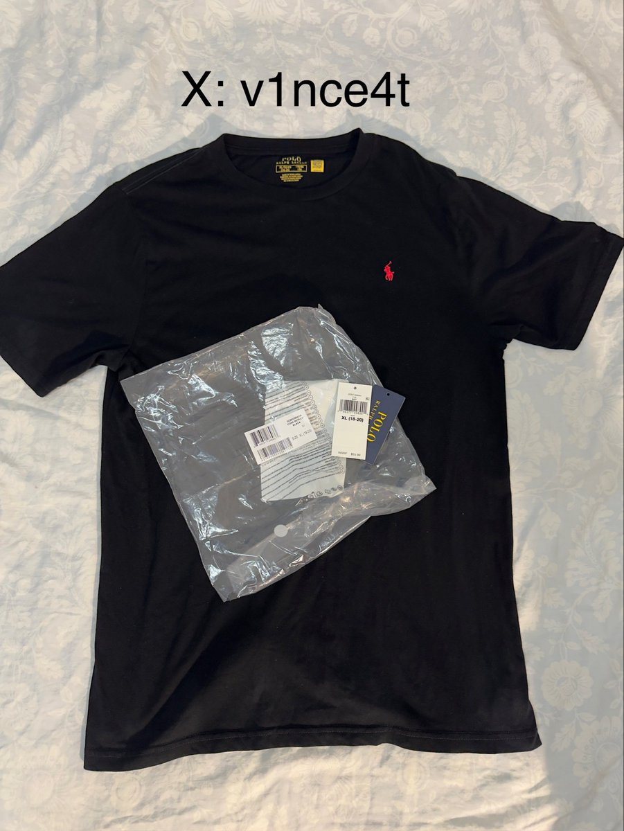 v1nce4t's tweet photo. ส่งต่อเสื้อ Ralph Lauren size boy 18-20(xl)
2000 bath
ค่าส่ง 50 
#PoloRalphLaurenTH #poloralphlaurenthailand #ส่งต่อpoloralphlauren #poloralphlaurenมือ2 #โล๊ะตู้เสื้อผ้า #เสื้อผ้ามือสองสภาพดี #เสื้อผ้ามือสองราคาถูก https://t.co/5QVDACFdcw