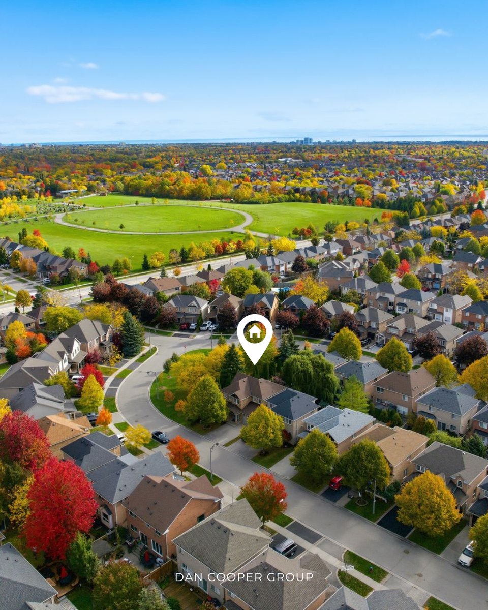 1324 Ashwood Terrace, Oakville
3 Bathrooms | 2+1 Bathrooms | 1,435 Sq Ft
List Price: $1,175,000

Karen McClelland
karen@dancooper.com | 647-680-2552

#LuxuryRealEstate #RoyalLePage #JustListed #RealEstate #OakvilleRealEstate #OakvilleListings #OakvilleOntario #InteriorDesign
