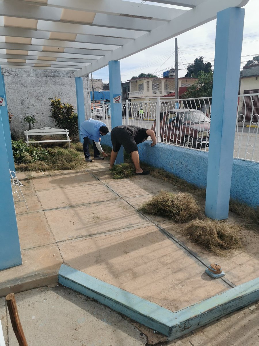 El saneamiento de las instalaciones de <a href="/JovenClubMtz/">Joven Club Matanzas</a> también ayuda a evitar la propagación de las arbovirosis.
#MatancerosEnVictoria 
<a href="/mariofsabines/">Mario Sabines Lorenzo</a> <a href="/CaridadPoey/">Marieta Poey Caridad</a>