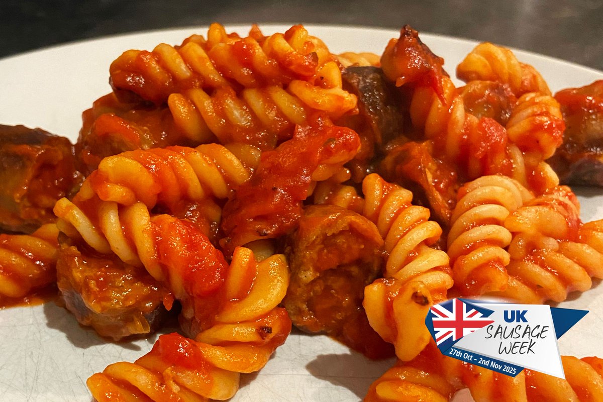 Our graphic designer Emily Morgan has made a delicious sausage pasta to celebrate the great British banger, with Cumberland Sausages purchased from her local butcher shop Marriott Butchers.
#UKSausageWeek