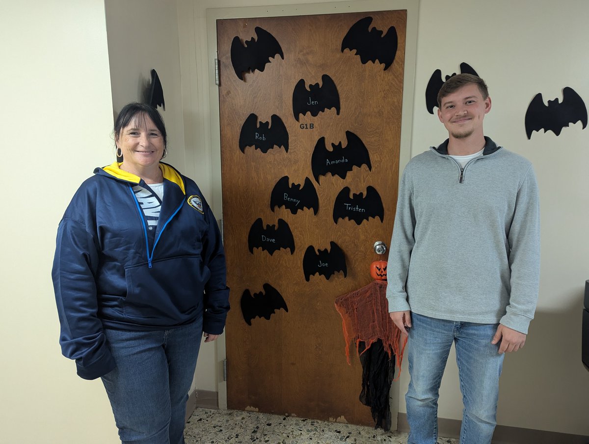 MCHD sanitarian know their bats AND they have a sense of humor. That’s why bats, which can carry rabies, were the inspiration for this year’s Halloween decorations. If you do find a bat in your home, call us at 304-598-5131.
monchd.org/services/rabie…