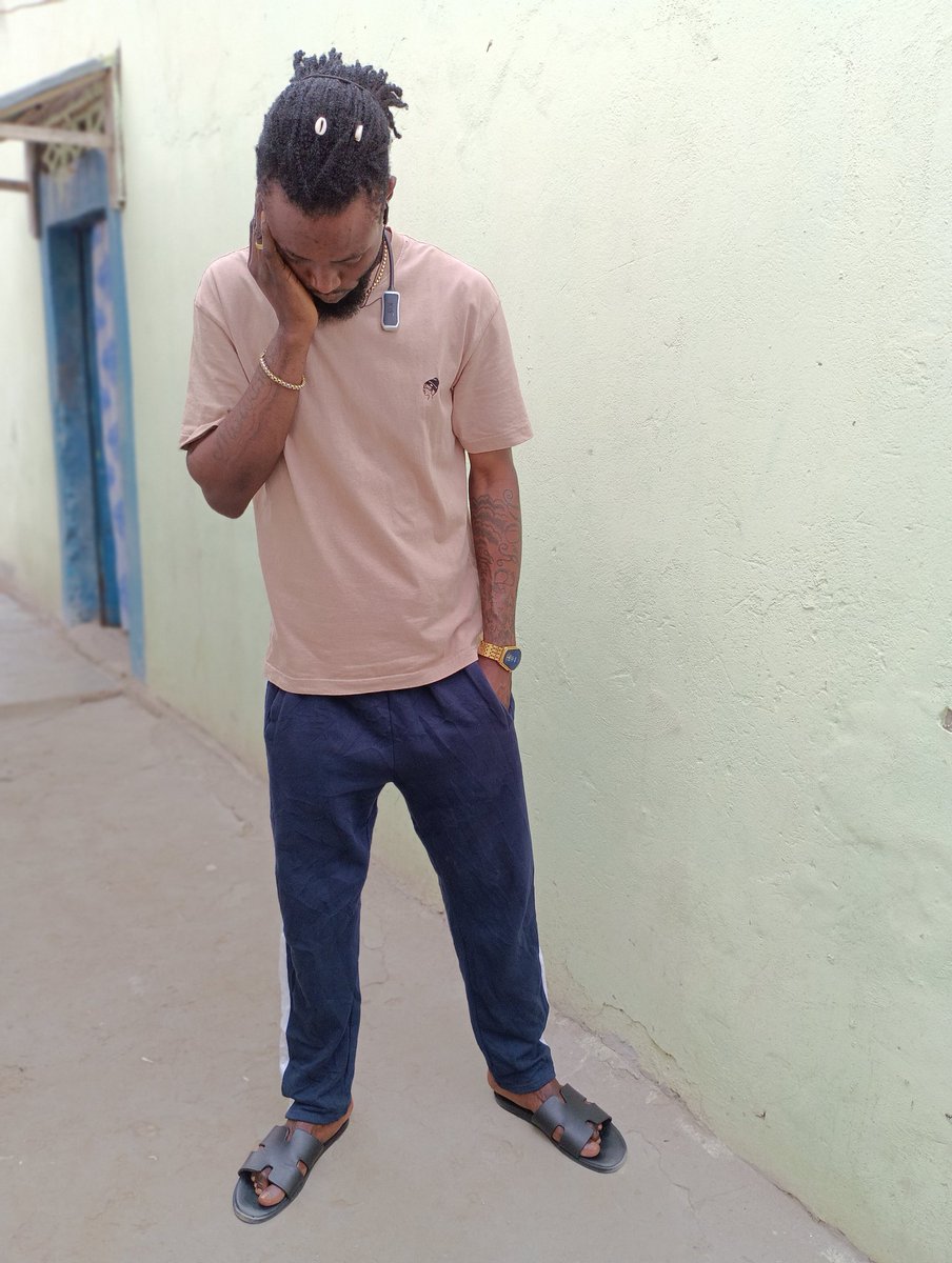 BioPastor's tweet image. Mwana Allah 

Papa soin 

#DoraNkodiaM