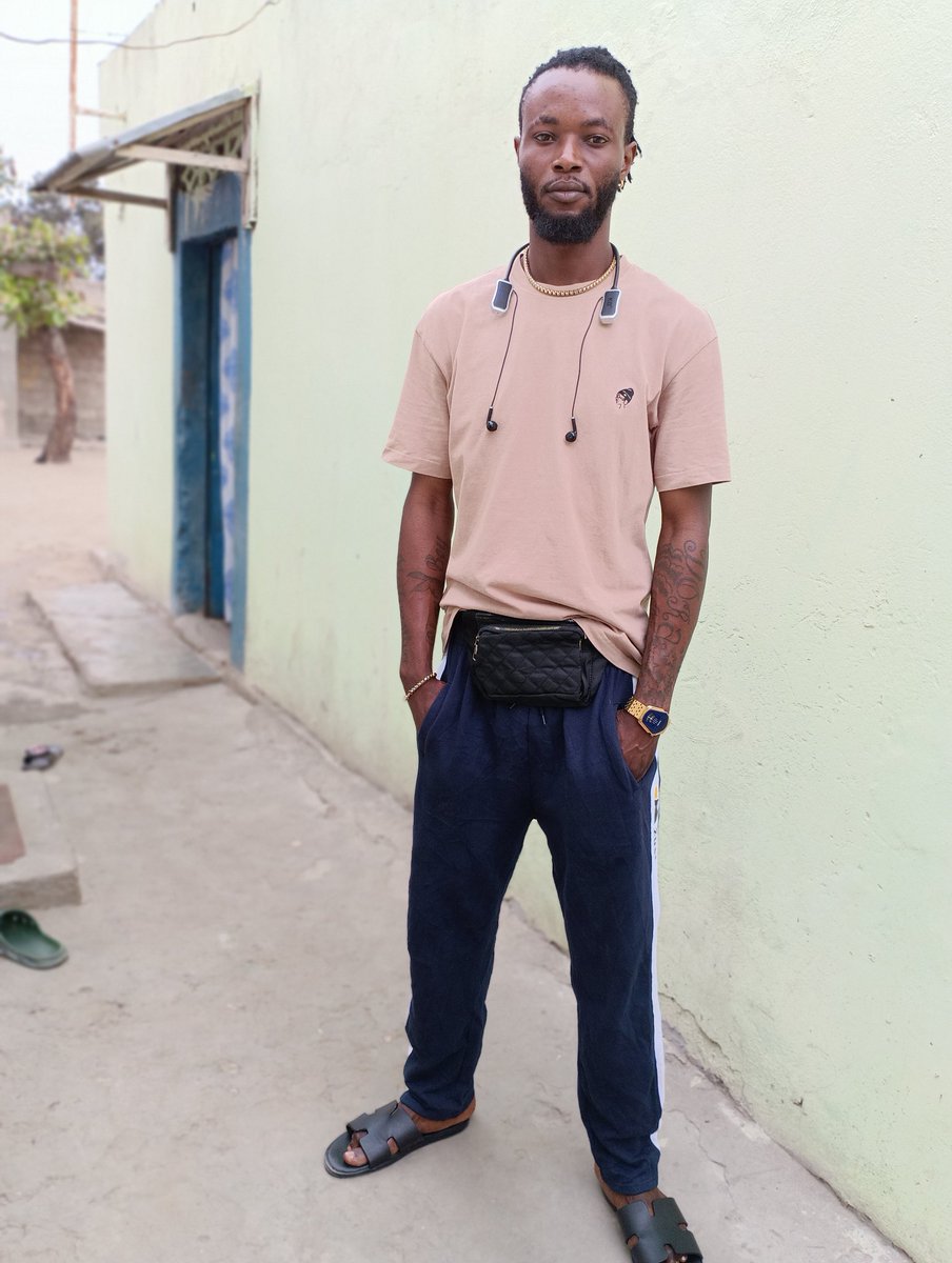 BioPastor's tweet image. Mwana Allah 

Papa soin 

#DoraNkodiaM