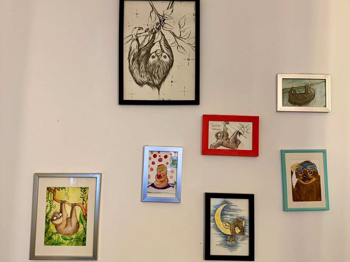 laufmaedel's tweet photo. So, und hier der Rest.
Diverse gemalte Faultiere von Künstlern und Künstlerinnen .
Und natürlich braucht eine Faultier Liebhaberin auch ein passendes Tattoo. 😁
#Slothlovers #sloths https://t.co/3PsVkBKa3z