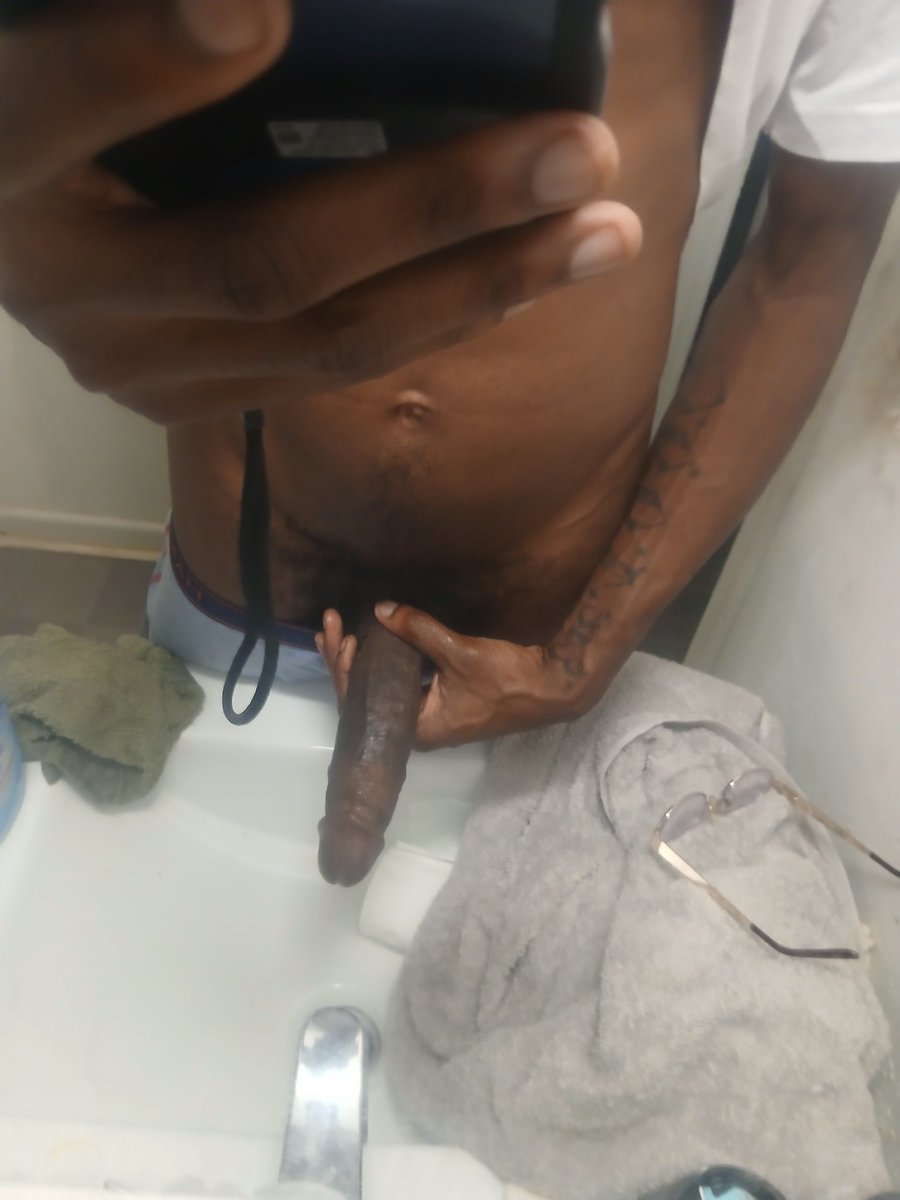 vontebbc7o4's tweet photo. @mytruth704 U remember that dick https://t.co/lldn0lrduR